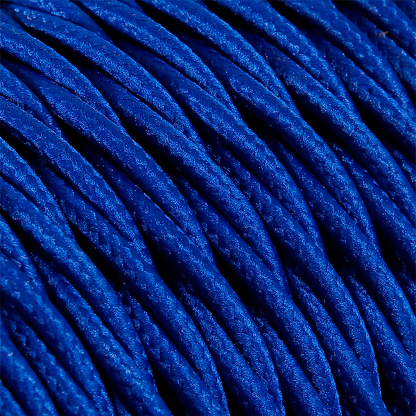 Cable trenzado de color azul oscuro